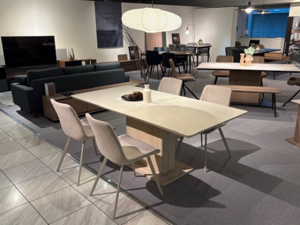 人気のLATTE STYLE　ラテスタイル（ダイニング）